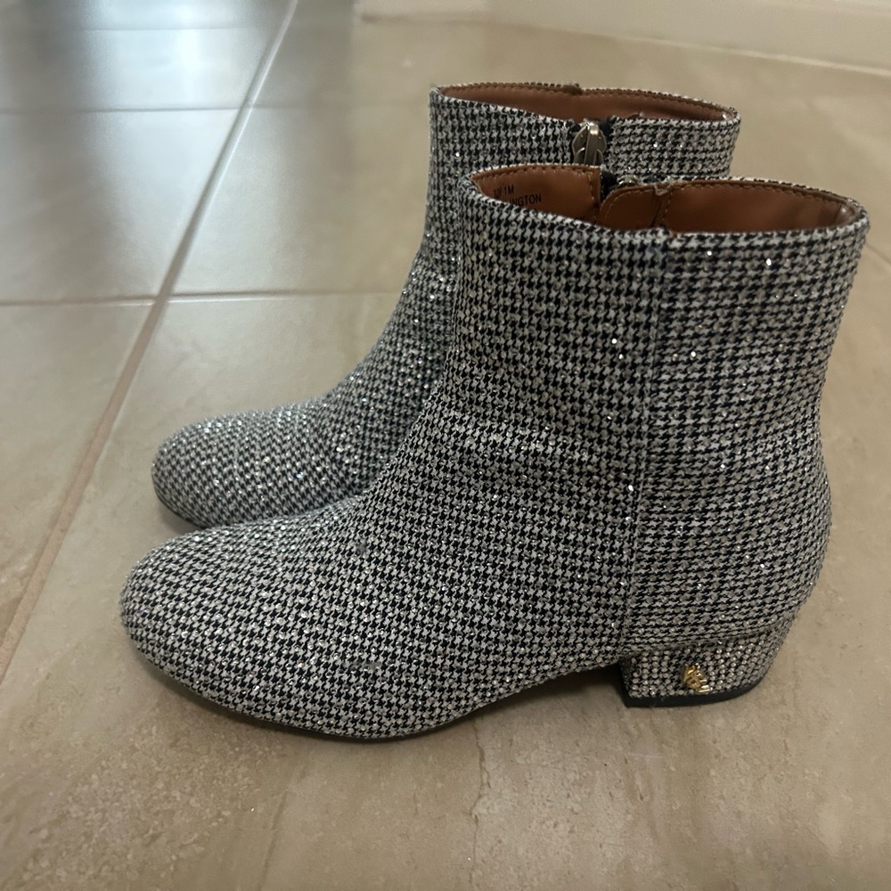 Kurt Geiger Girls Boots Size 1